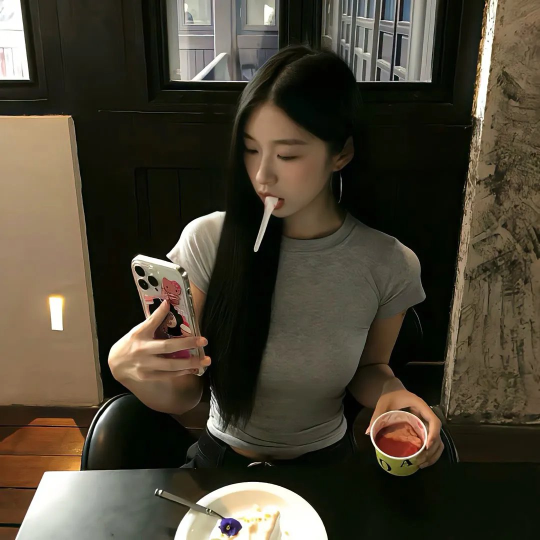 霍莉